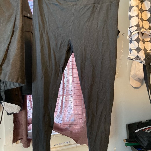 Leggings - Picture 2 of 2